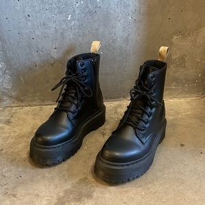 Dr. Martens Vegan Jadon II Mono Boots
